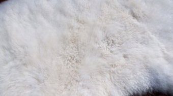 Clean sheepskin after washing